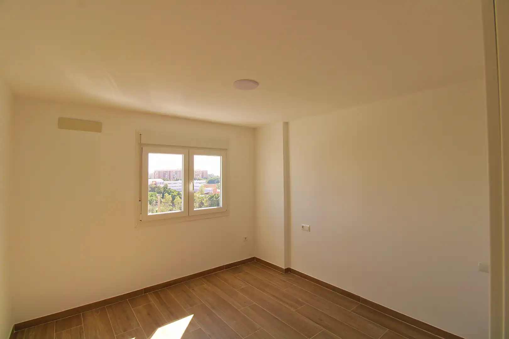 Bedroom of Flat for rent in Carretera de Cádiz