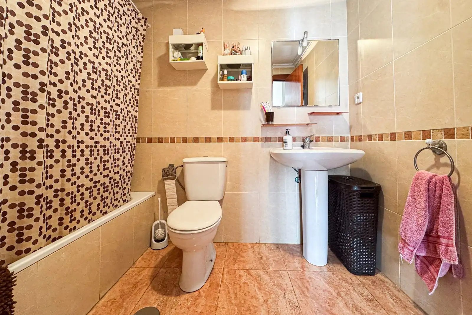 Baño de Piso en venta en Almería con Aire acondicionado, Calefacción y Terraza