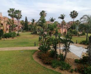 Exterior view of Flat to rent in Estepona  with Air Conditioner, Terrace and Furnished