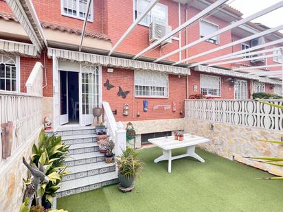 Exterior view of Single-family semi-detached for sale in Móstoles  with Air Conditioner and Terrace