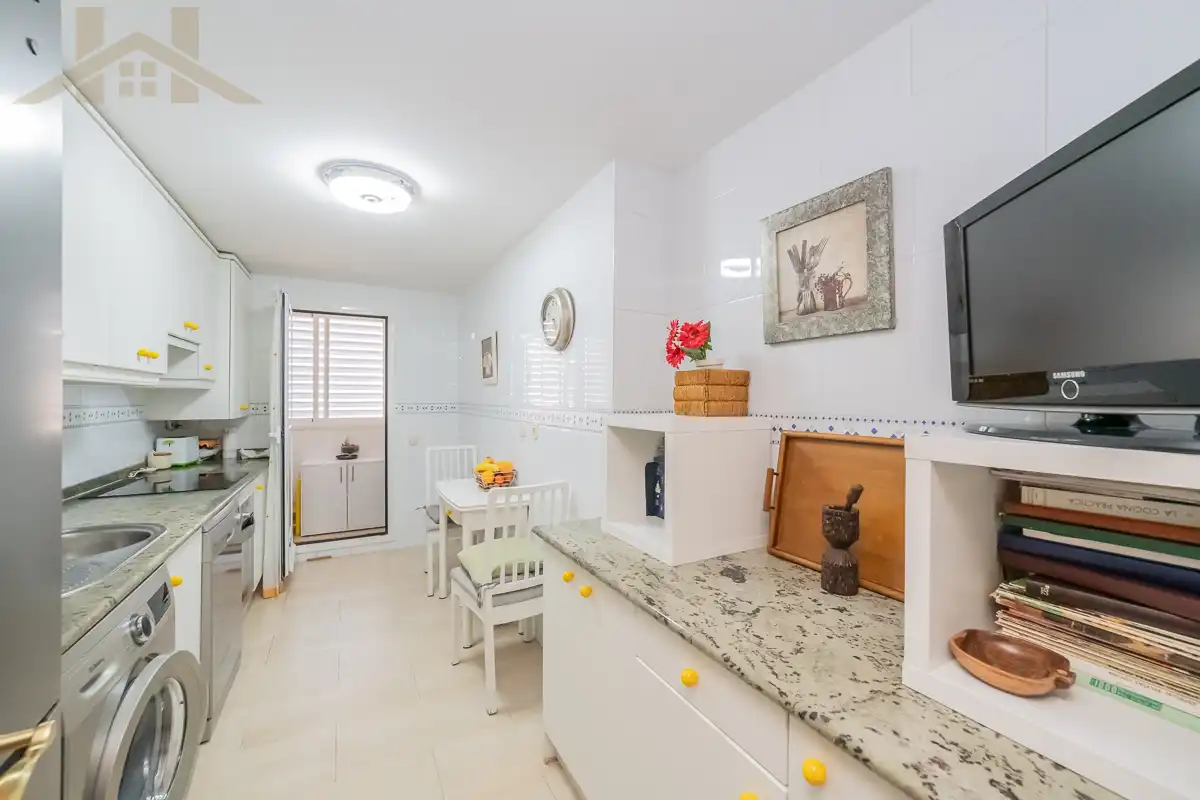 Kitchen of Attic for sale in Majadahonda  with Air Conditioner, Heating and Terrace