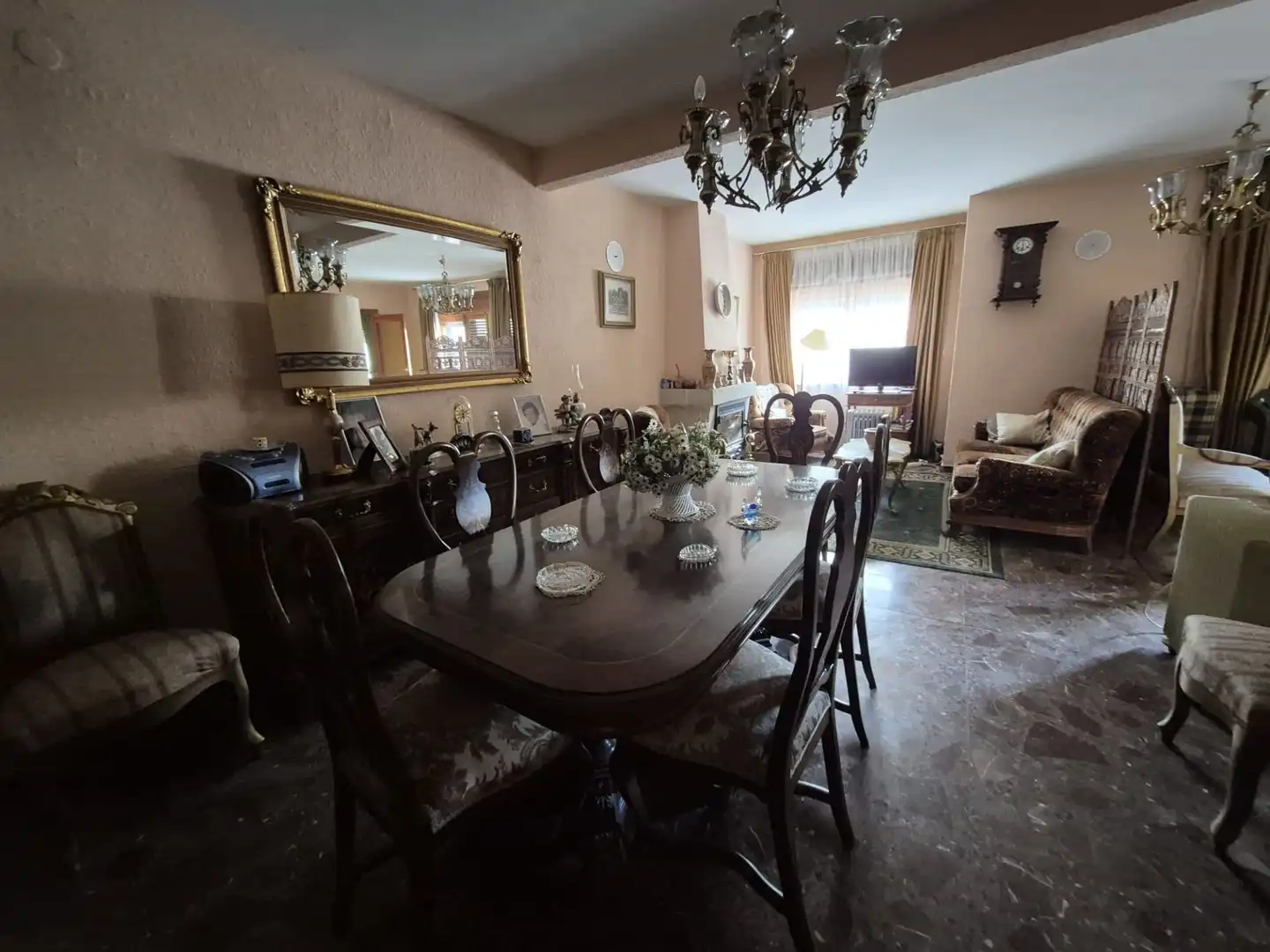 Comedor de Piso en venta en El Barraco  con Calefacción, Terraza y Amueblado