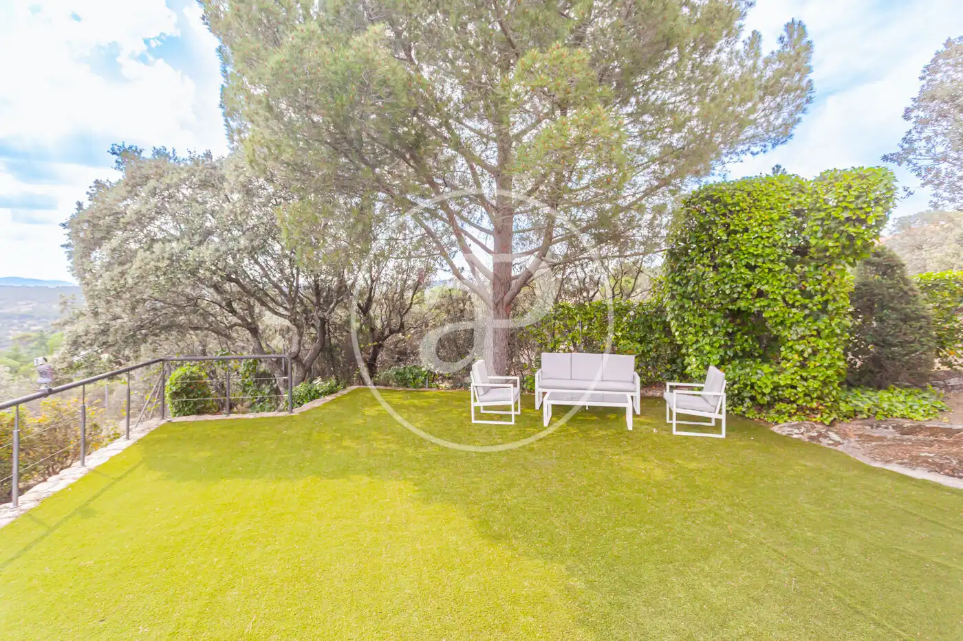 Jardí de Casa o xalet en venda en Hoyo de Manzanares amb Calefacció, Jardí privat i Terrassa