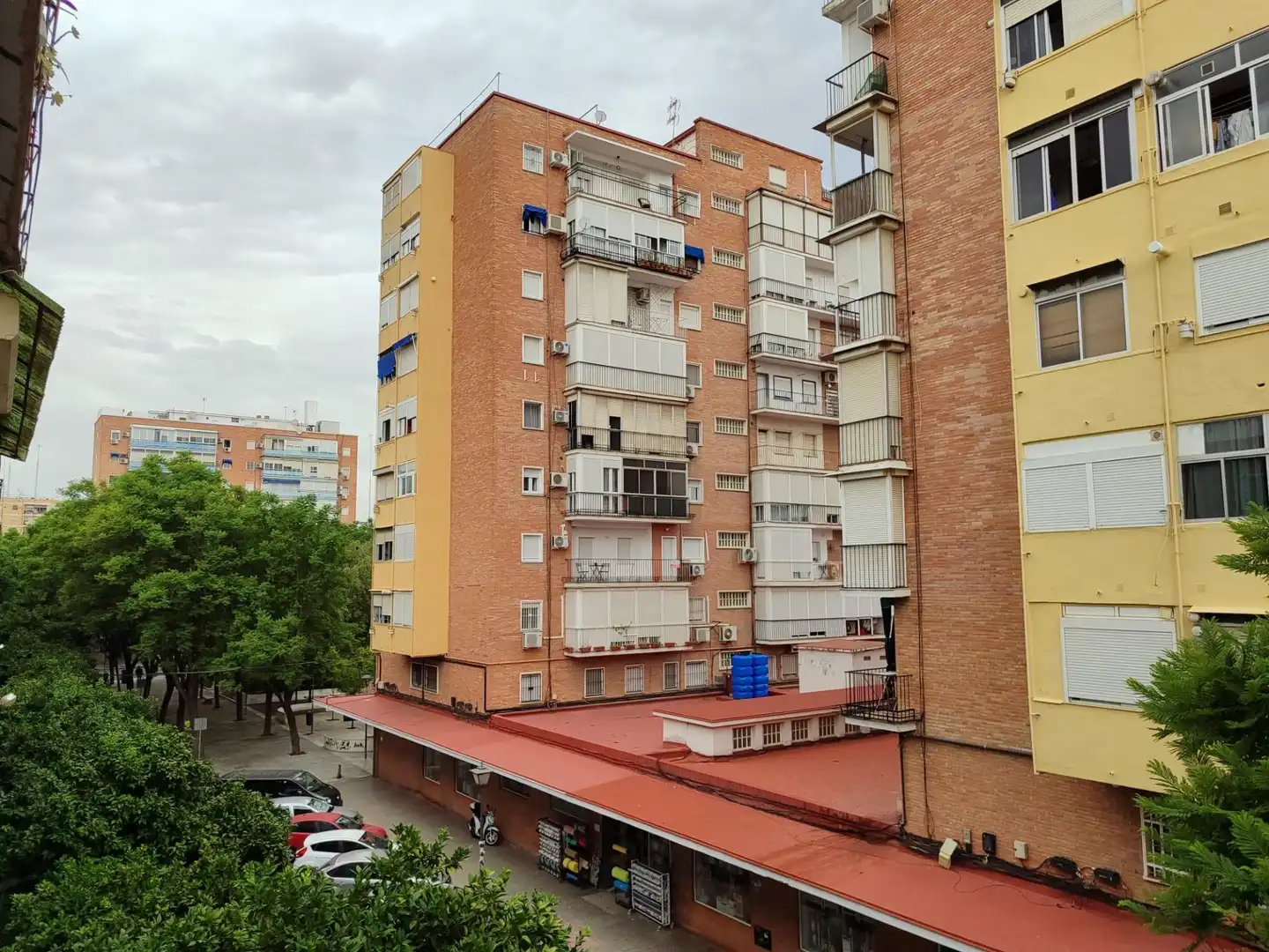 Room in Calle LOZOYA, El Plantinar – Avda. La Paz - El Juncal