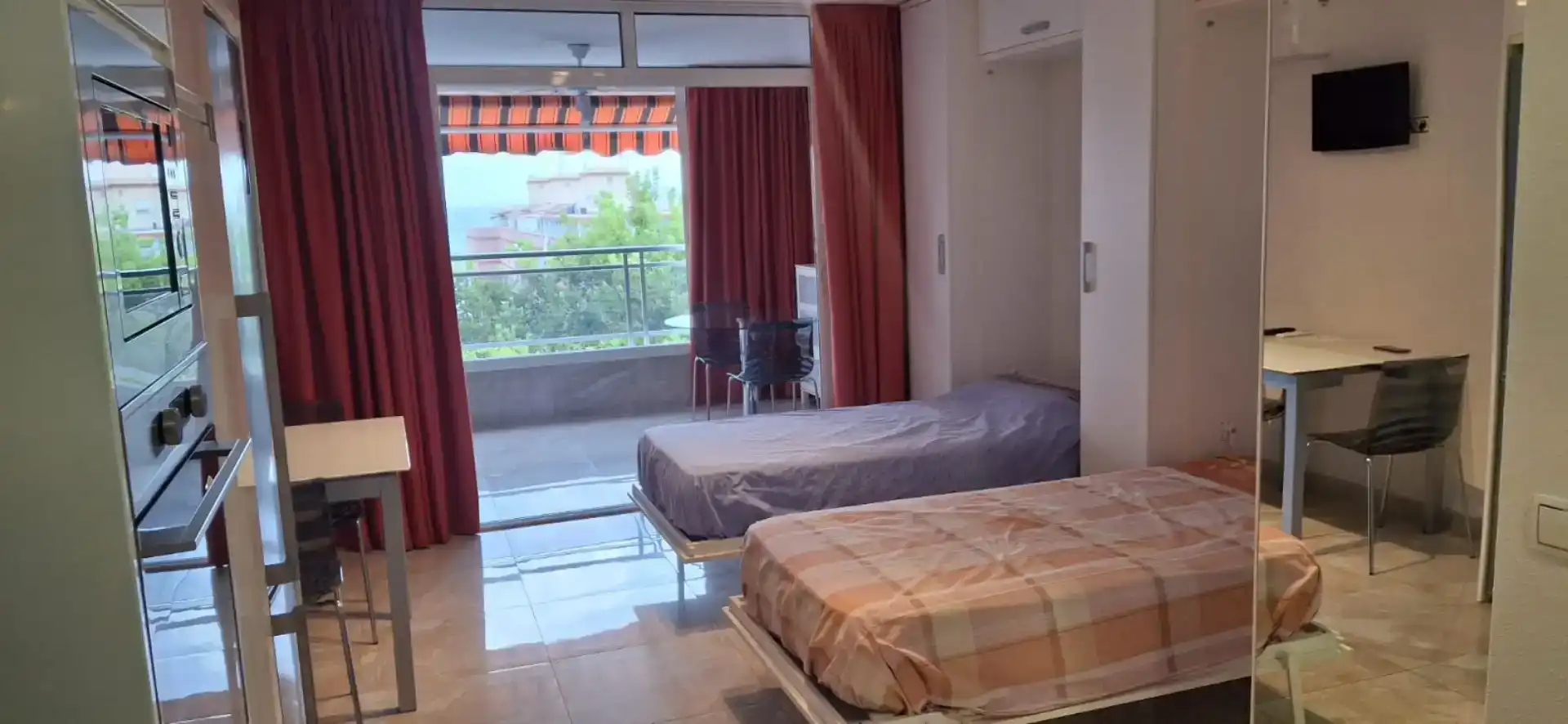 Habitación de Estudio en venta en Benidorm con Aire acondicionado