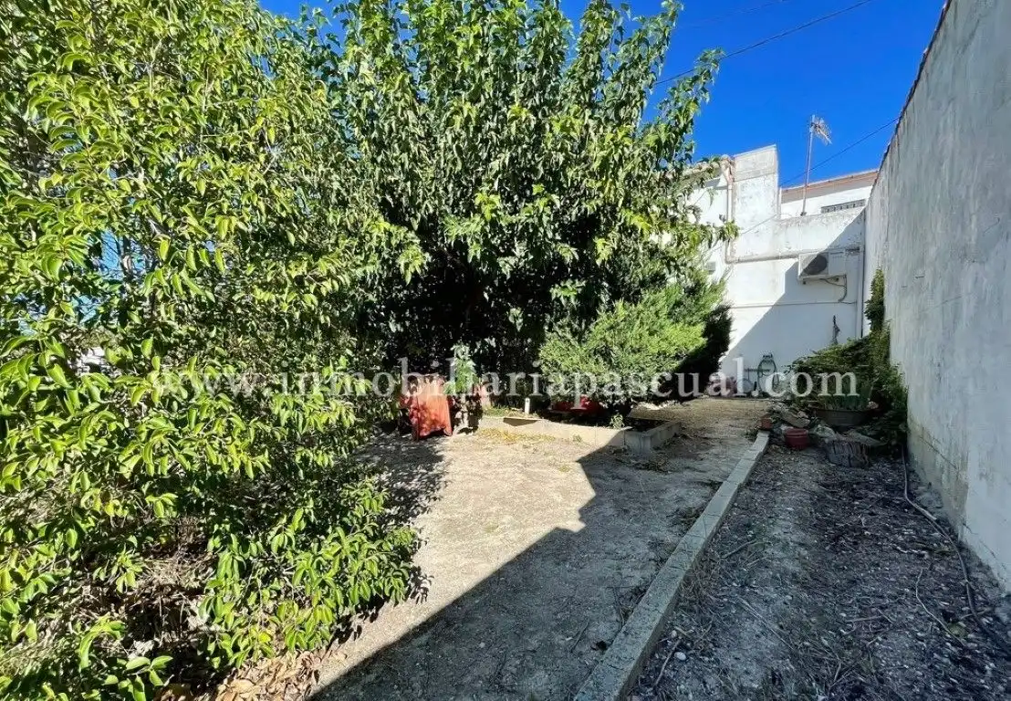 Vista exterior de Casa o chalet en venta en Beniarrés