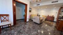 Living room of Single-family semi-detached for sale in Badajoz Capital  with Air Conditioner, Heating and Private garden