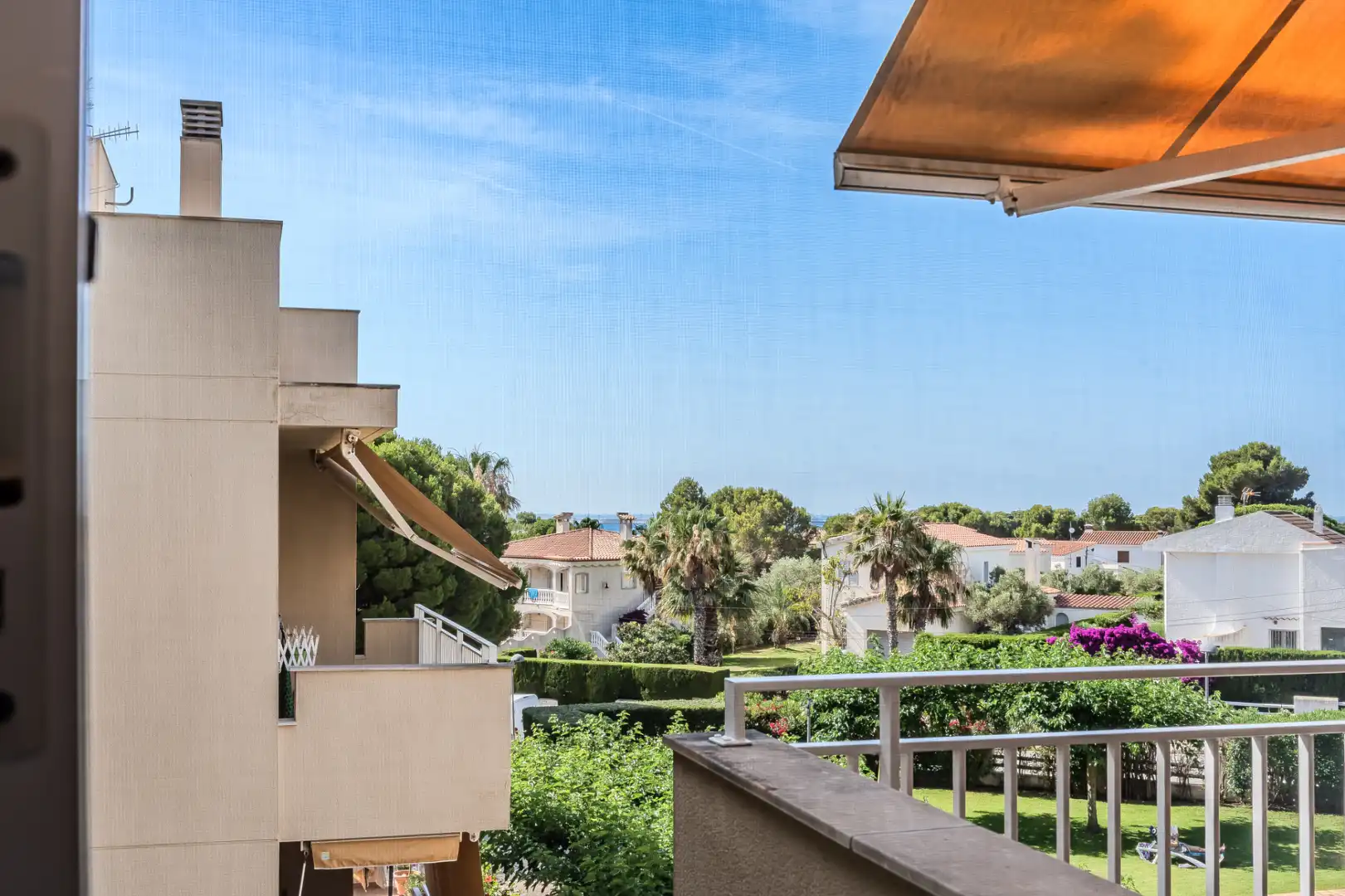Terraza de Piso en venta en L'Ampolla con Aire acondicionado, Calefacción y Jardín privado