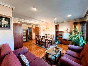 Photo 2 of Flat to rent in Praza Do Areeiros, 6, Perillo, Oleiros