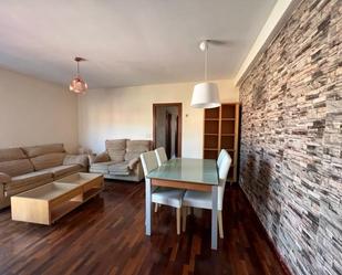 Sala d'estar de Apartament de lloguer en  Pamplona / Iruña amb Calefacció