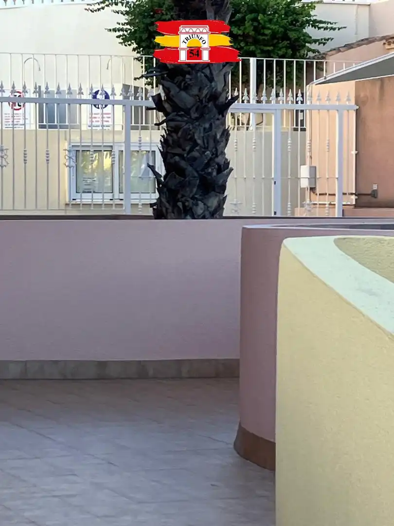 Vista exterior de Planta baja en venta en Orihuela con Calefacción, Jardín privado y Trastero