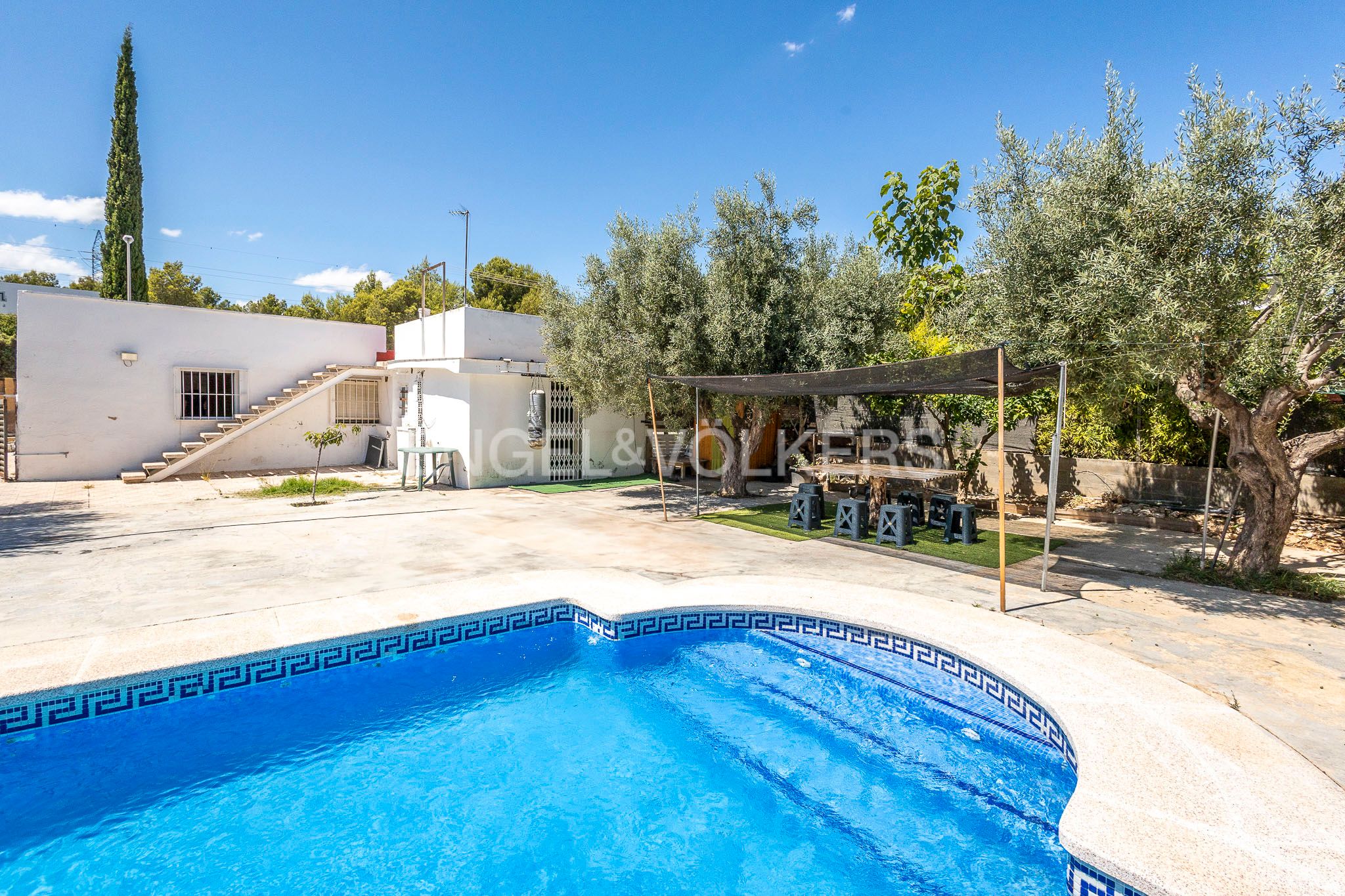 Vista exterior de Casa o xalet en venda en Roda de Berà amb Aire condicionat, Calefacció i Jardí privat