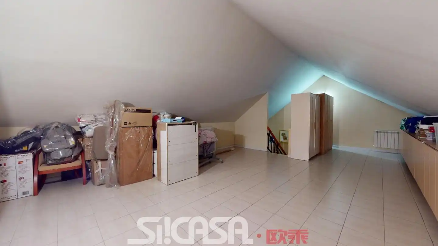 Casa adosada en venda en Pintores - Ferial