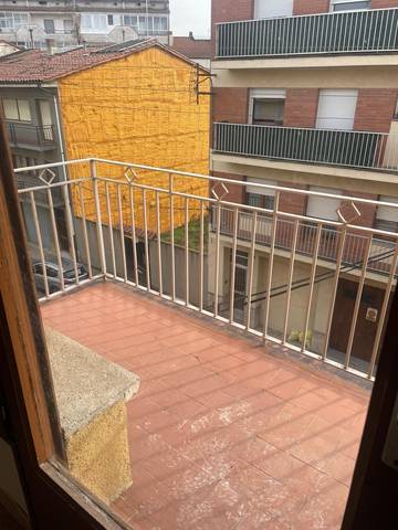 Piso en Venta en Carrer de Lluís Coll en Manlleu