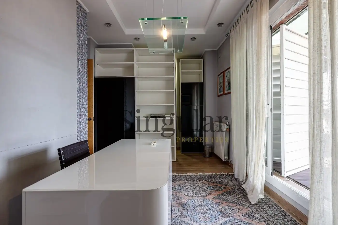 Cocina de Ático de alquiler en Barcelona con Aire acondicionado, Calefacción y Jardín privado
