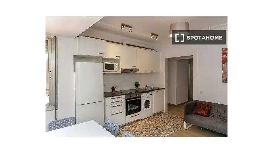 Cocina de Piso de alquiler en Barcelona con Aire acondicionado, Calefacción y Amueblado