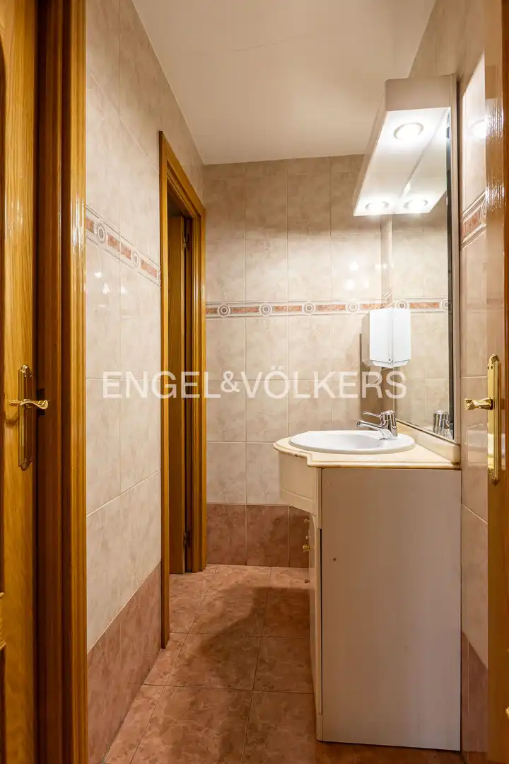 Baño de Piso en venta en Madrid con Calefacción