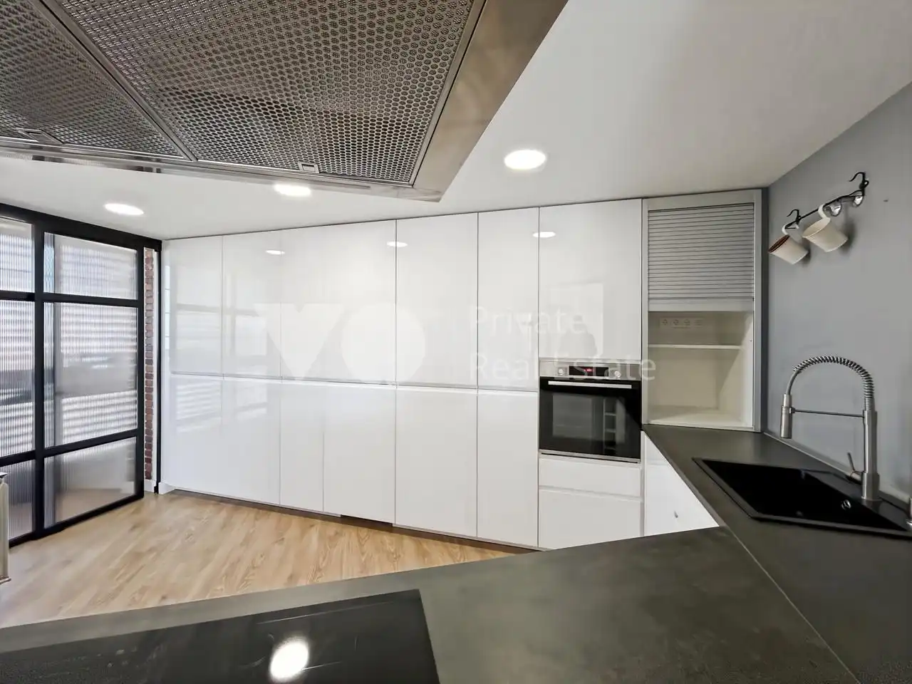 Cuina de Dúplex de lloguer en Majadahonda amb Aire condicionat, Calefacció i Terrassa