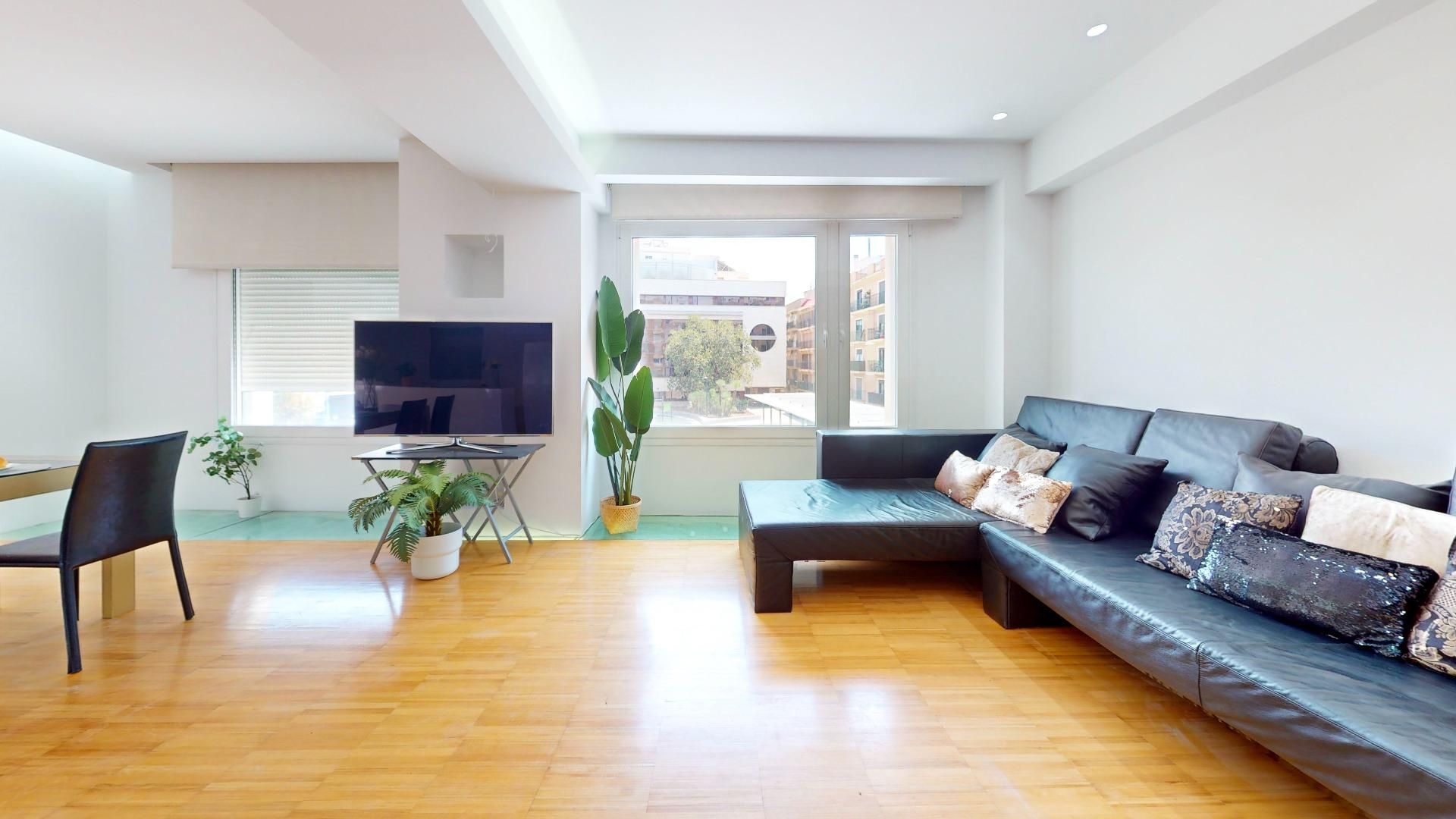 Sala d'estar de Pis en venda en  Murcia Capital amb Aire condicionat i Jacuzzi