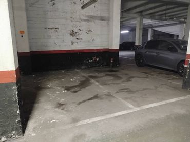 Parkplatz zum Verkauf in Calle Simón Bolívar