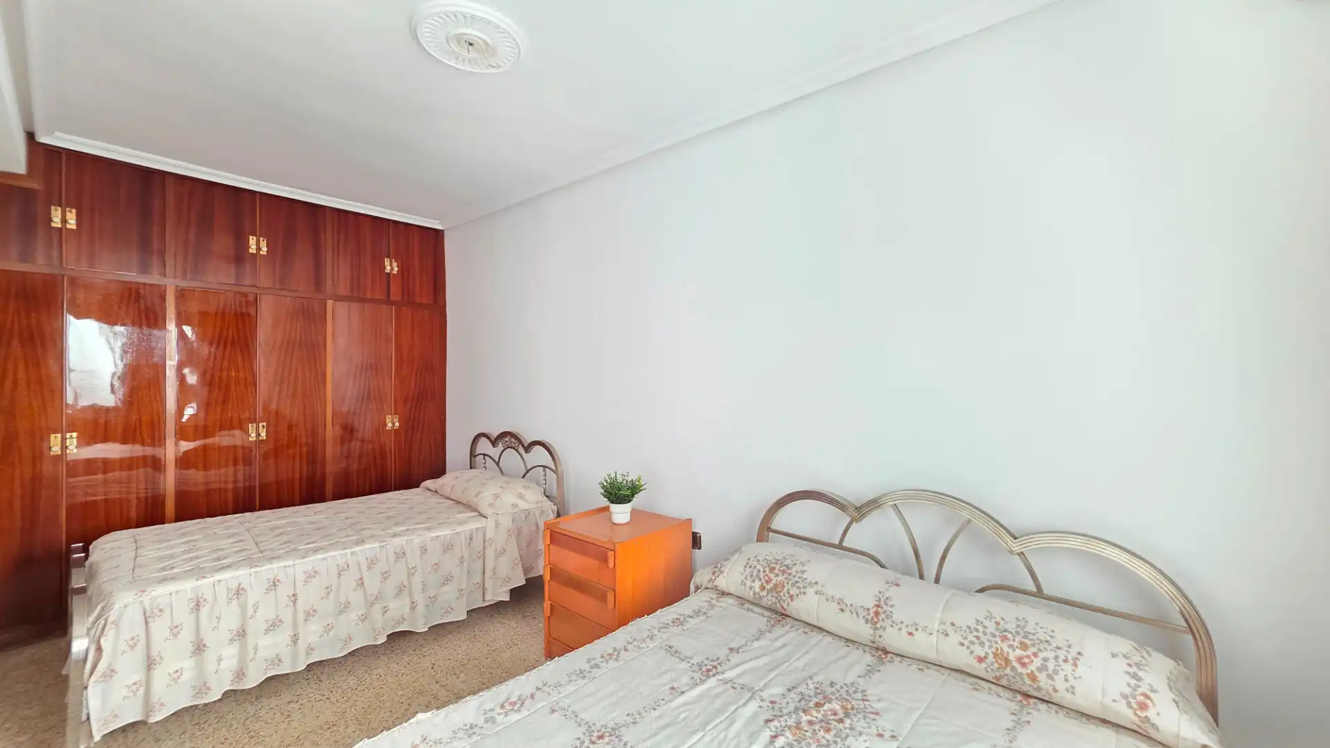 Bedroom of Flat for sale in Jaén  with Air Conditioner, Heating and Terrace