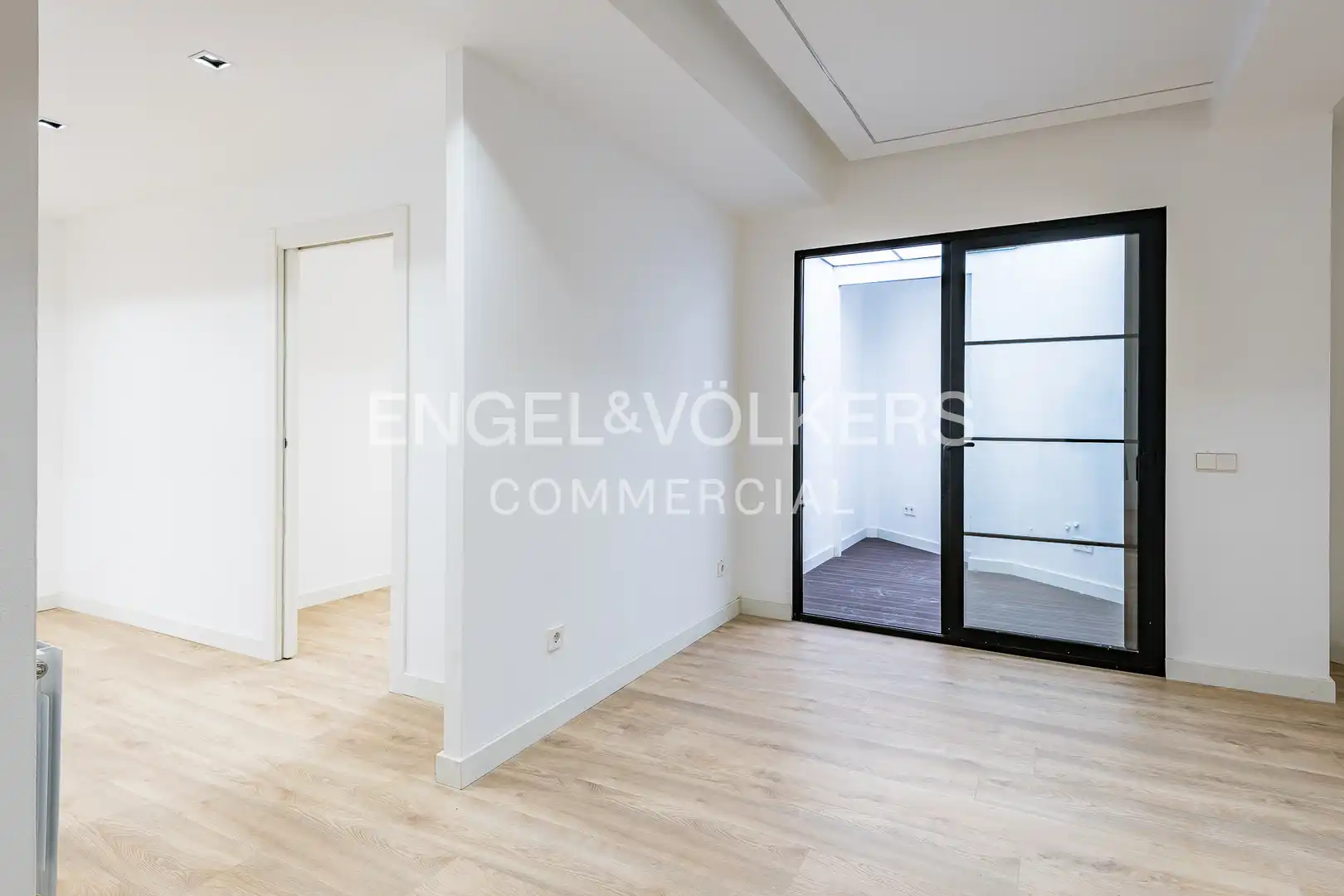 Büro zum Verkauf in Barcelona mit Klimaanlage