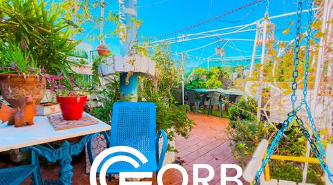 Por el precio de un piso, una vivienda con garaje y terraza en Cerdanyola Norte  Mataró