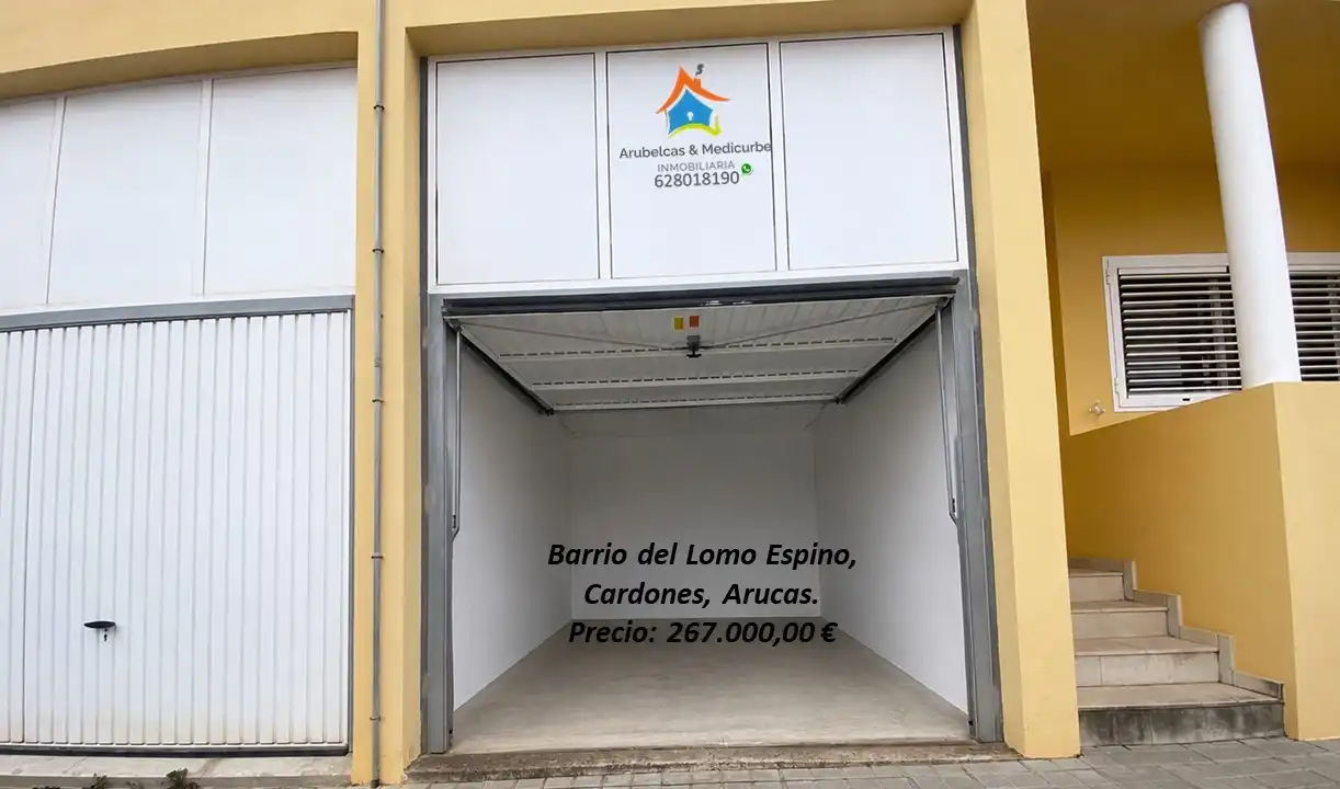 Casa adosada en venta en Arucas con Balcón