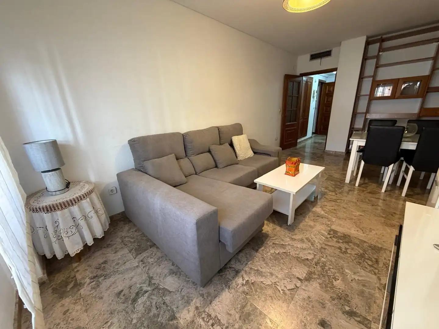 Living room of Flat for sale in Córdoba  with Air Conditioner, Heating and Storage room