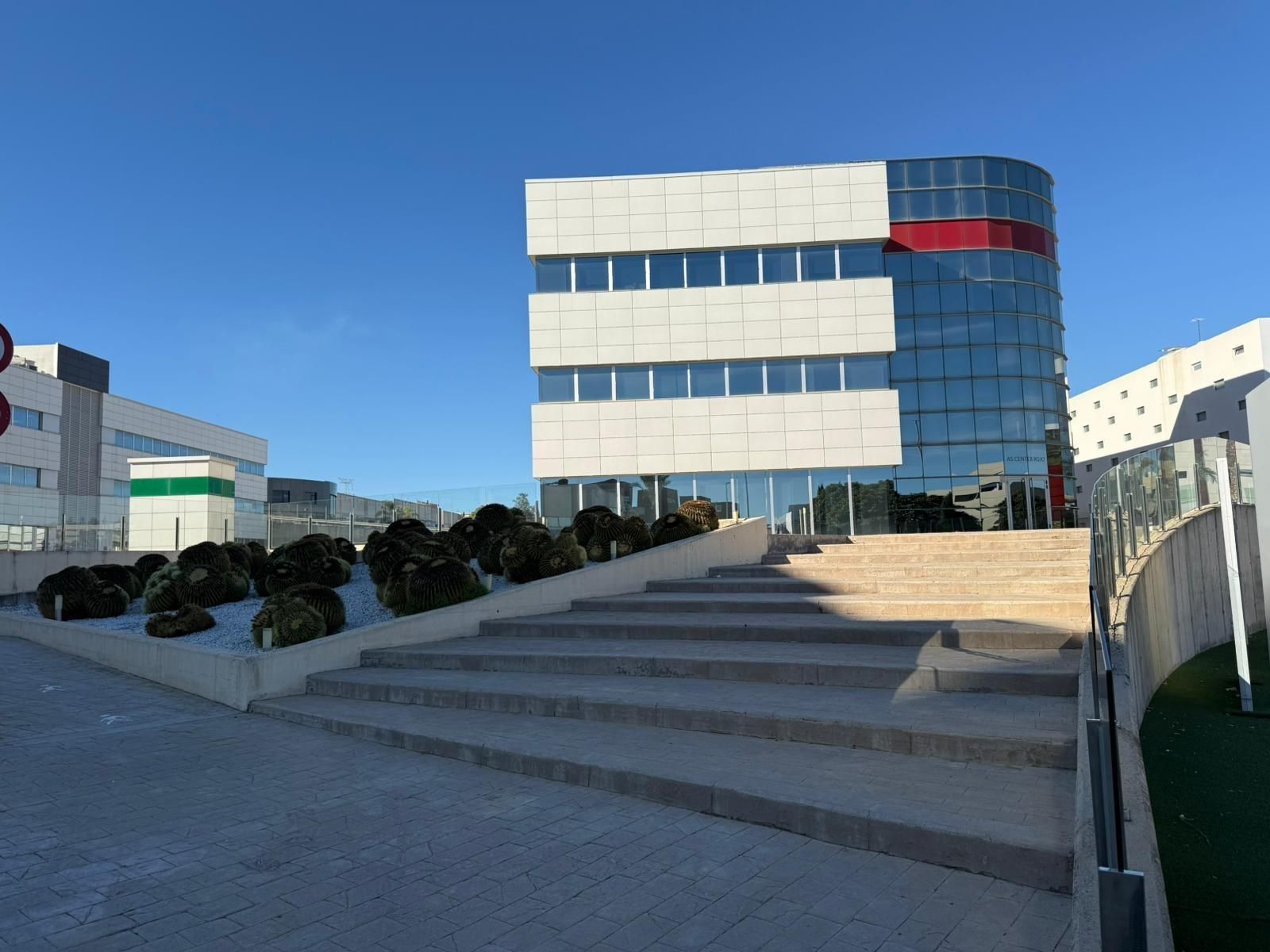 Exterior view of Office to rent in Posadas  with Air Conditioner