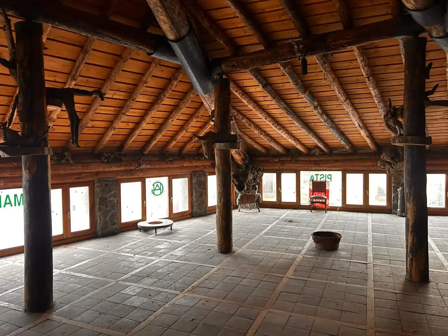 Edificio en venta en Navafría