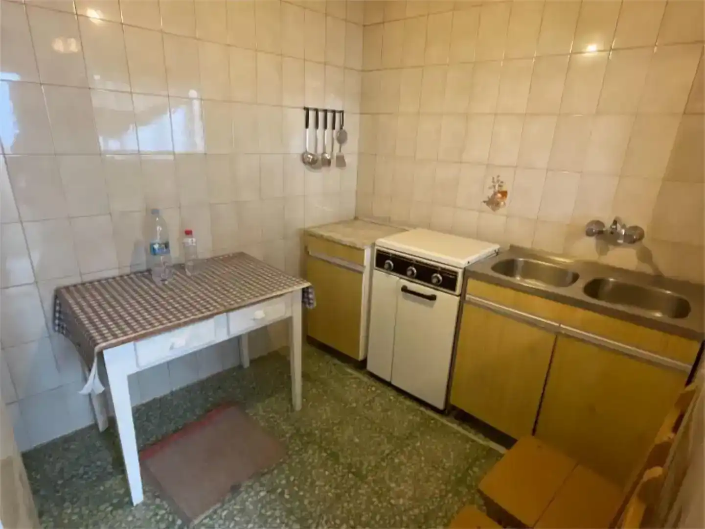Cuina de Casa adosada en venda en Casasola de Arión amb Traster