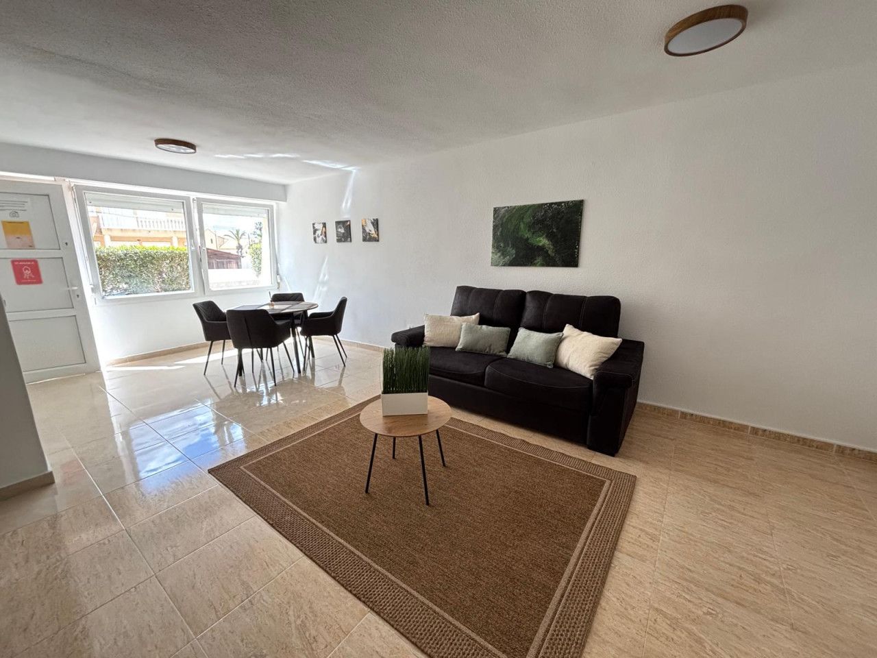 Living room of Flat for sale in Torrevieja  with Air Conditioner, Furnished and Balcony