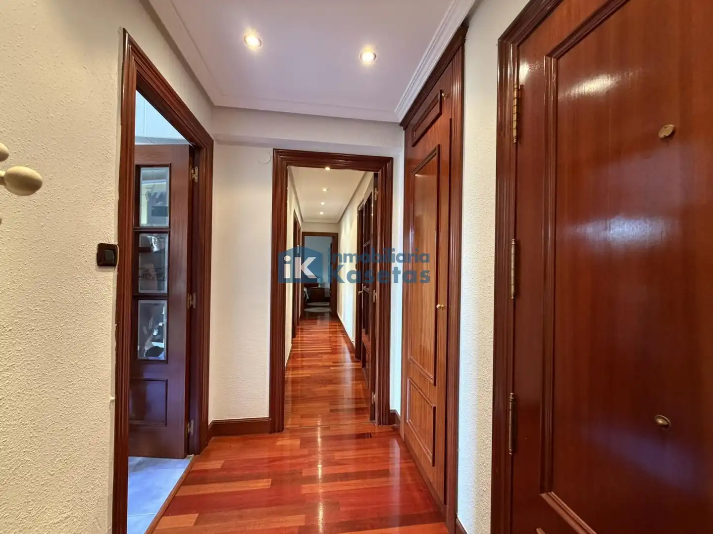 Piso en venta en Zaratamo con Calefacción y Terraza