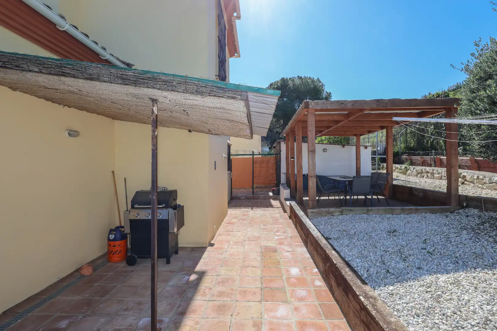 Terrace of Houses for sale in Coín  with Private garden and Swimming Pool