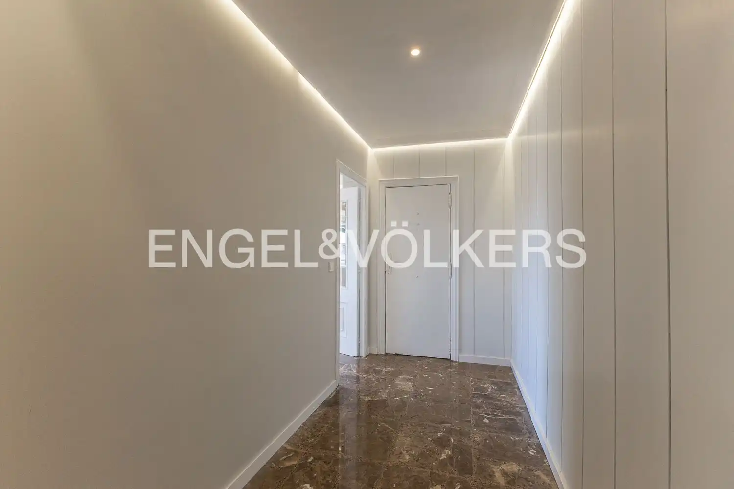 Piso de alquiler en Valencia con Aire acondicionado, Calefacción y Terraza