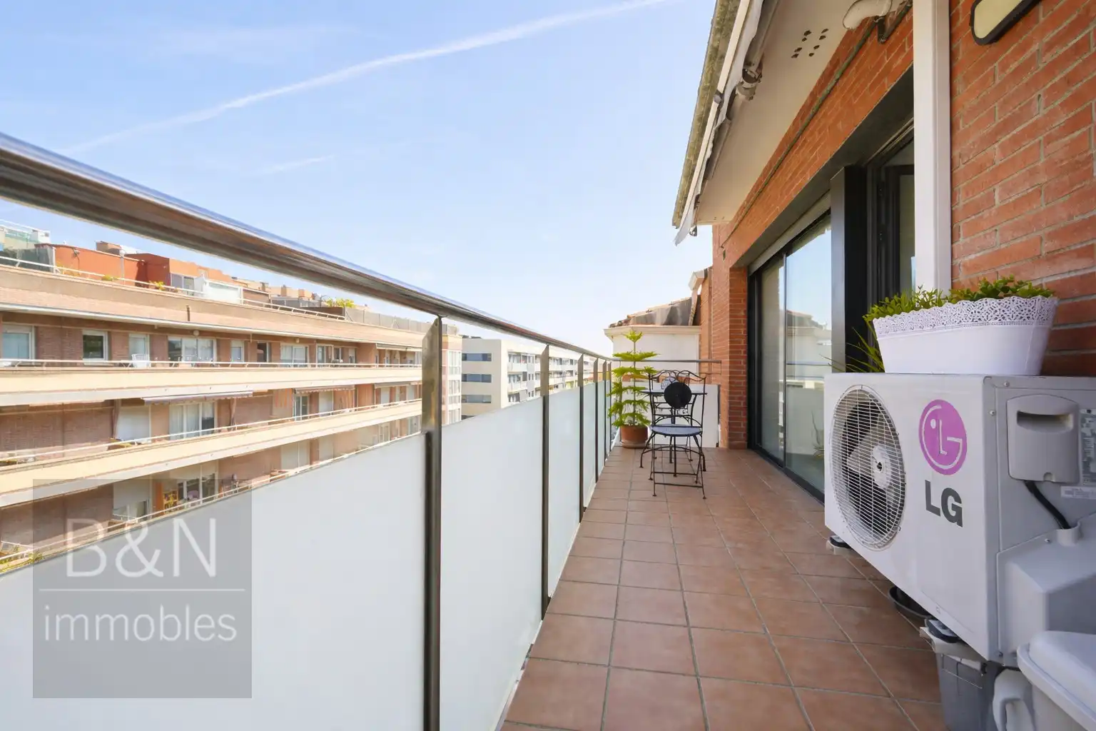 Terraza de Dúplex en venta en Terrassa con Aire acondicionado, Calefacción y Terraza