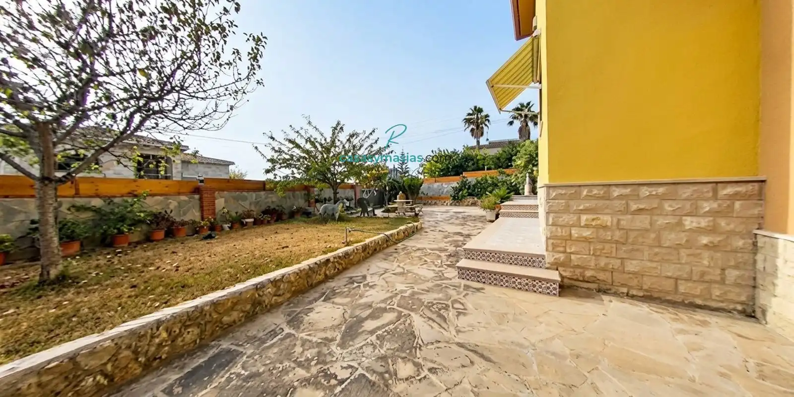 Terrassa de Casa o xalet en venda en El Vendrell amb Calefacció, Jardí privat i Parquet