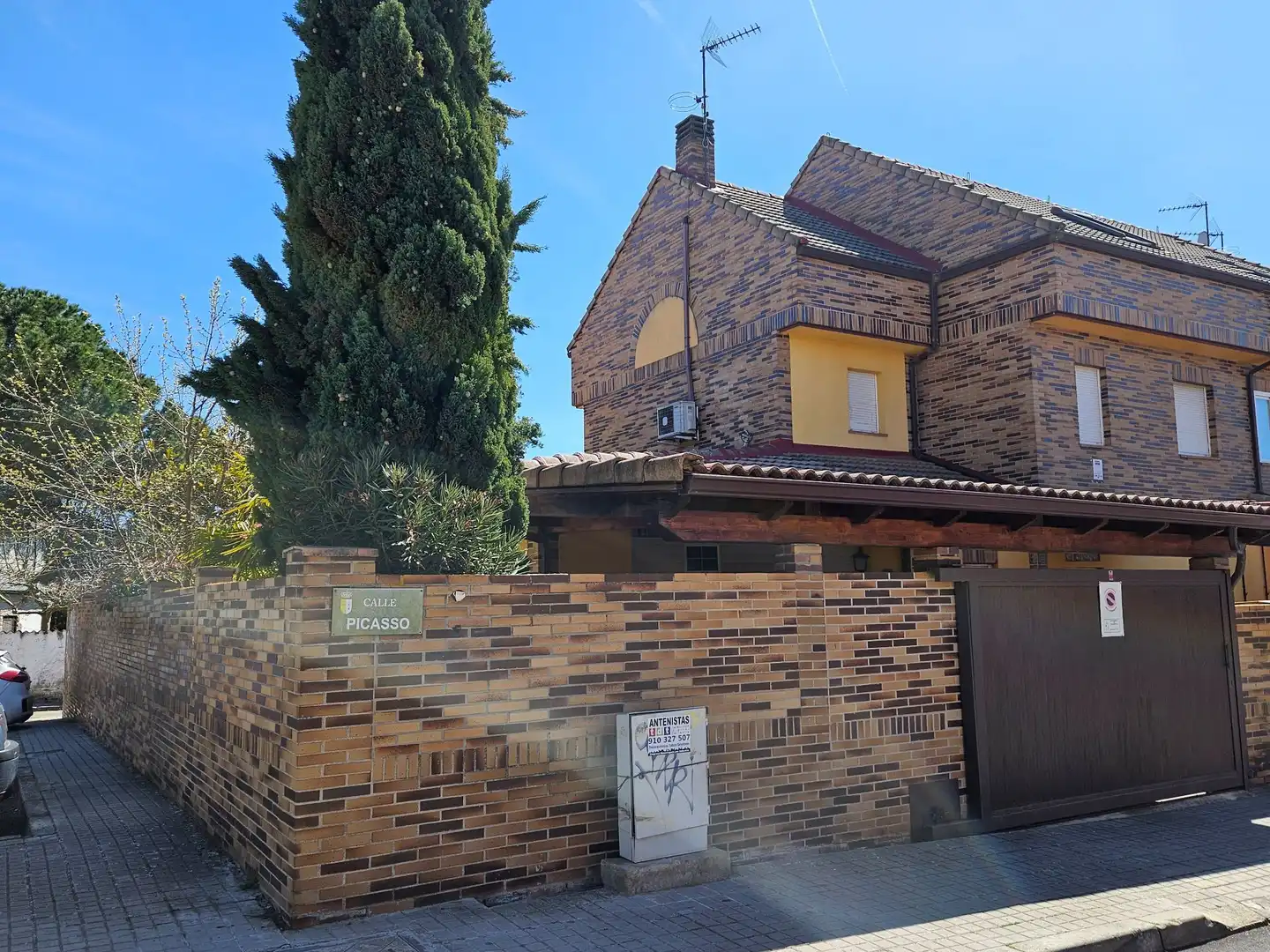 Exterior view of Houses for rent in Valdemorillo  with Air Conditioner, Heating and Private garden