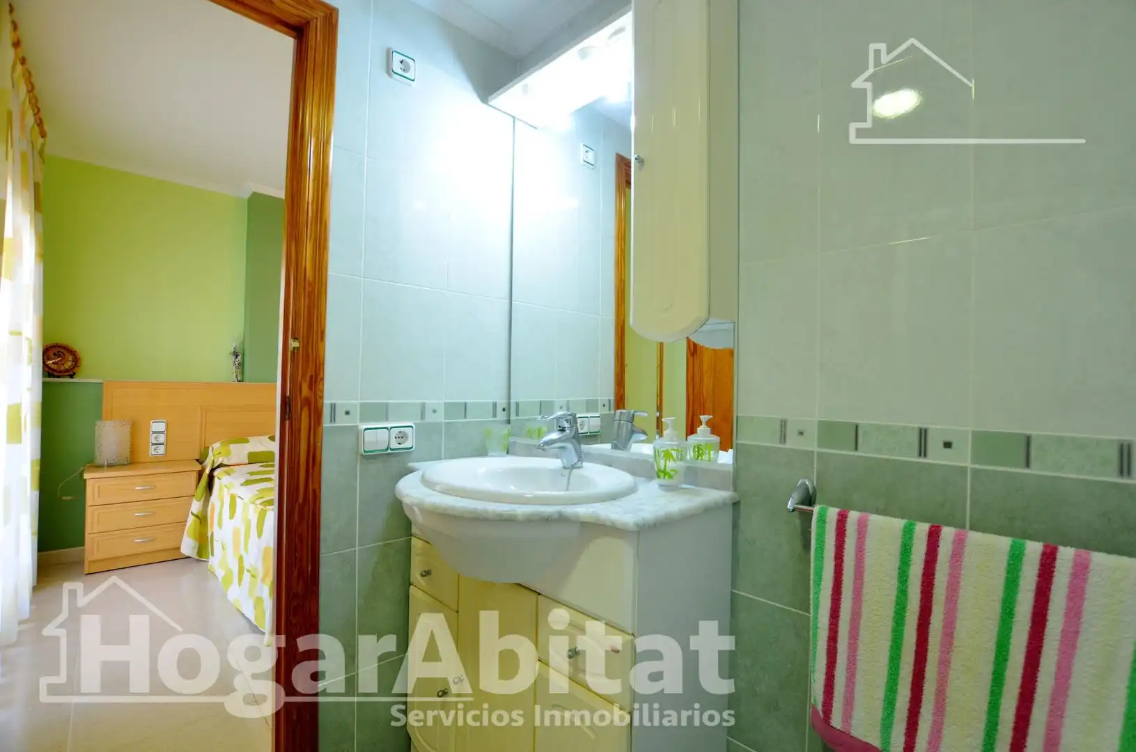 Dormitori de Àtic en venda en Tavernes de la Valldigna amb Terrassa, Traster i Moblat