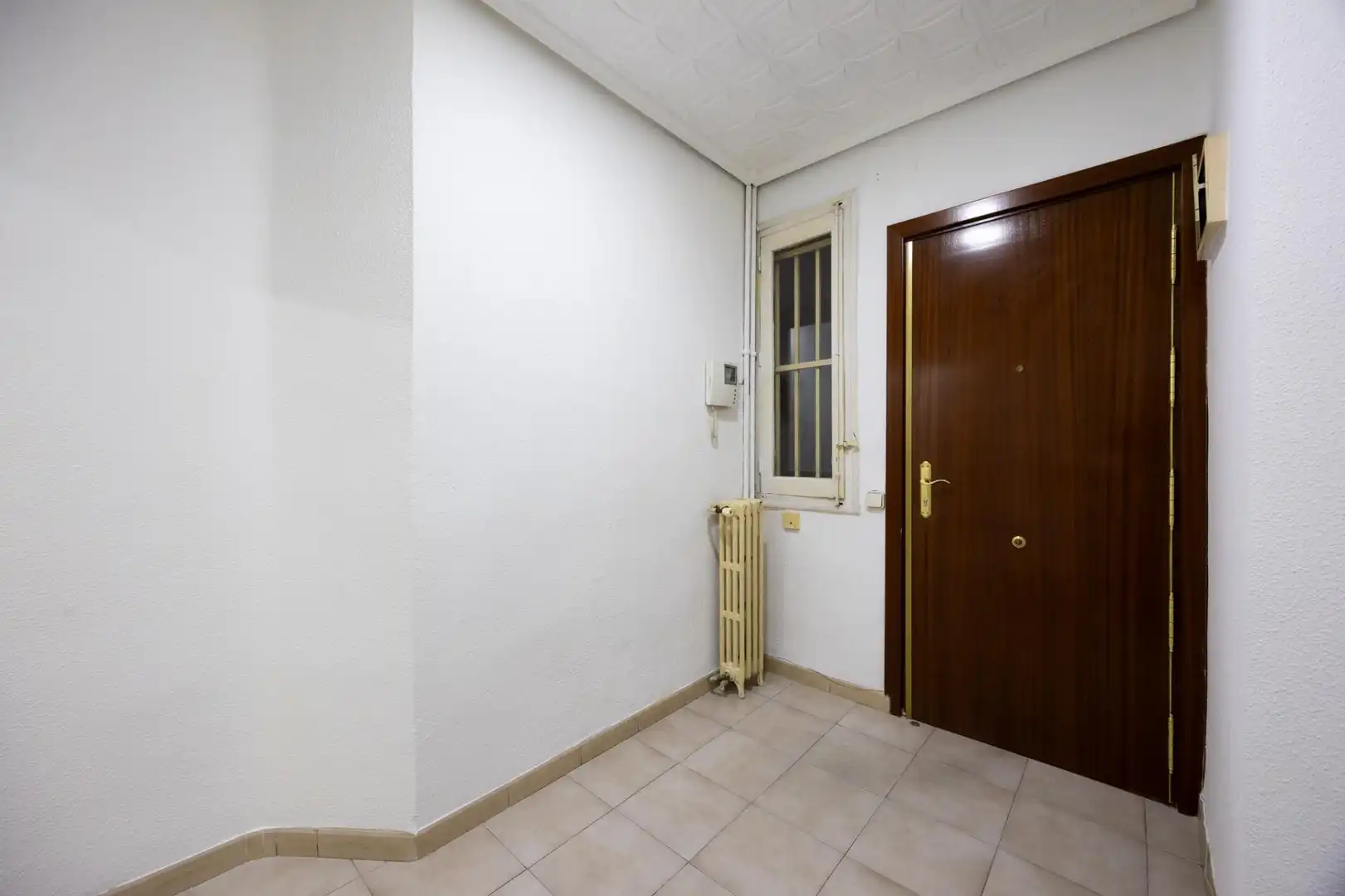 Flat for sale in Madrid  with Parquet flooring