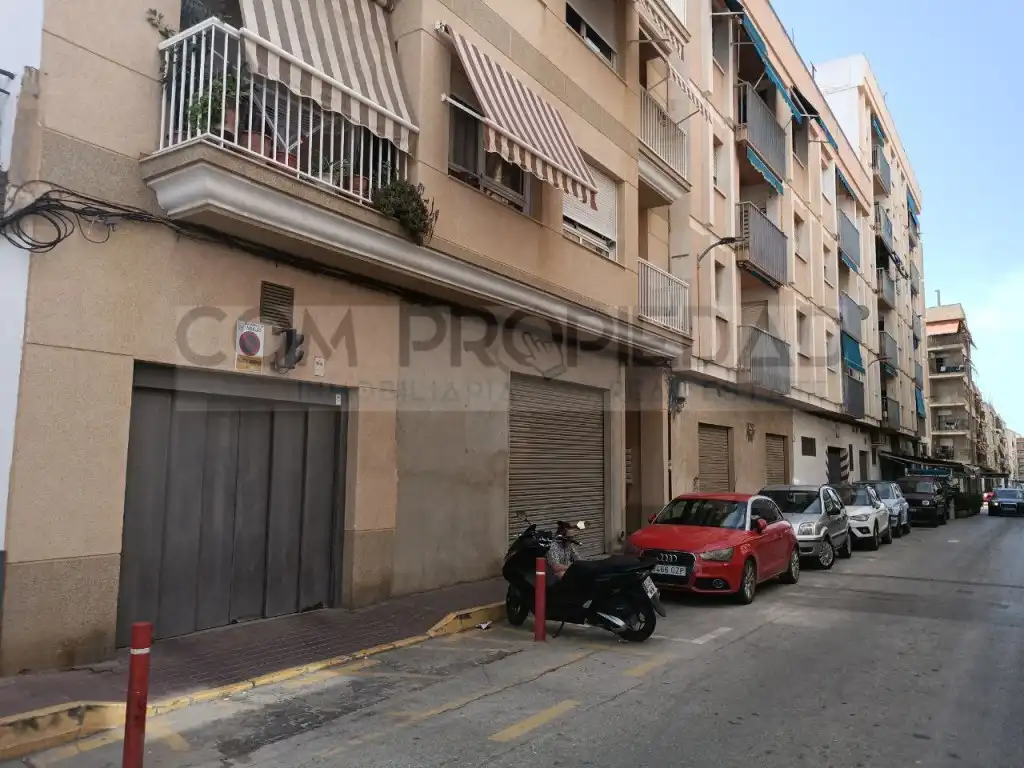 Vista exterior de Garaje en venta en Águilas
