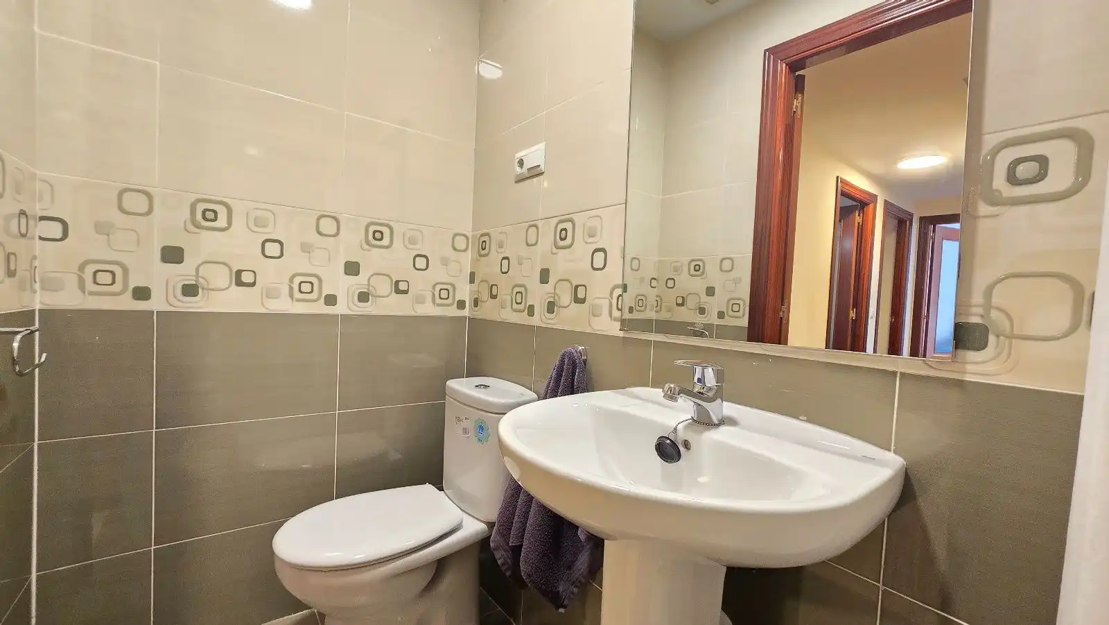 Bathroom of Flat for sale in El Pinillo 