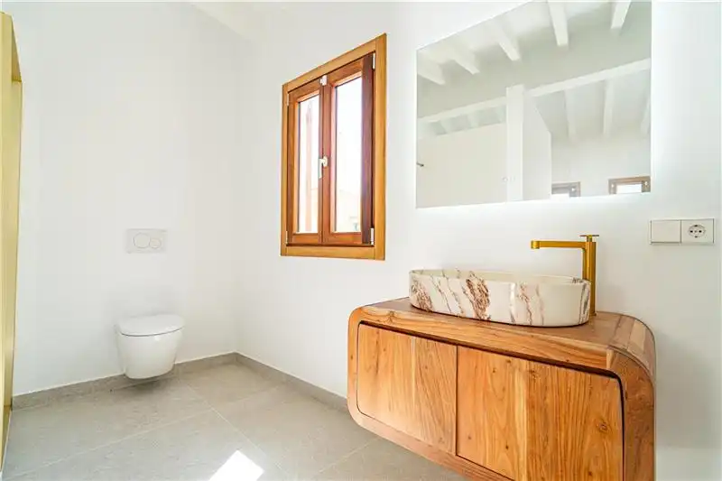 Baño de Casa adosada en venta en Artà con Aire acondicionado, Calefacción y Terraza
