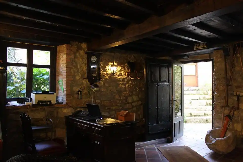 Casa o xalet en venda en Peñamellera Baja amb Calefacció, Moblat i Internet