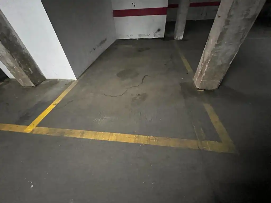 Garaje en venta en PORTUGAL, Pantoja