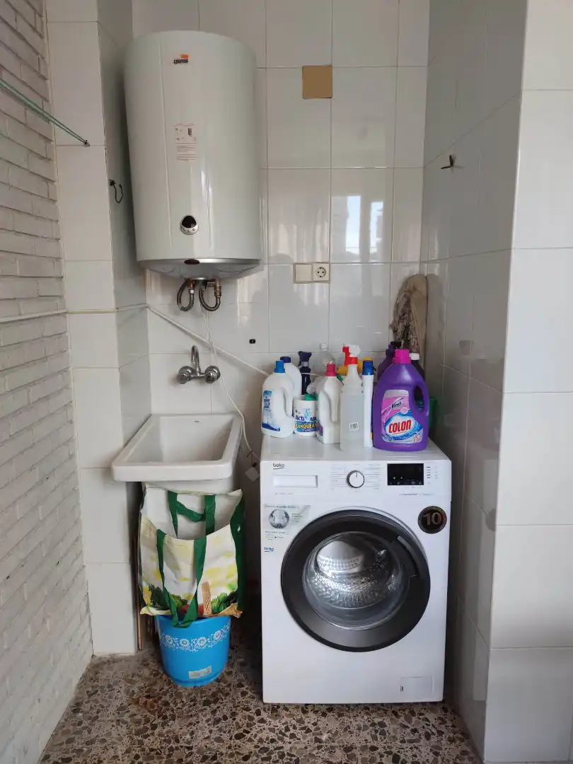 Bany de Apartament de lloguer en Alicante / Alacant amb Aire condicionat, Calefacció i Terrassa