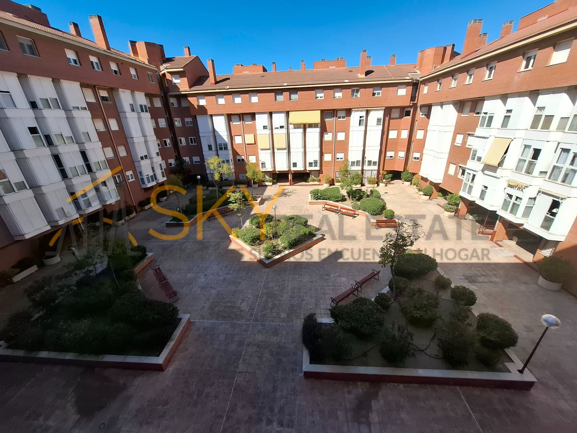 Exterior view of Flat for sale in  Madrid Capital  with Air Conditioner and Heating