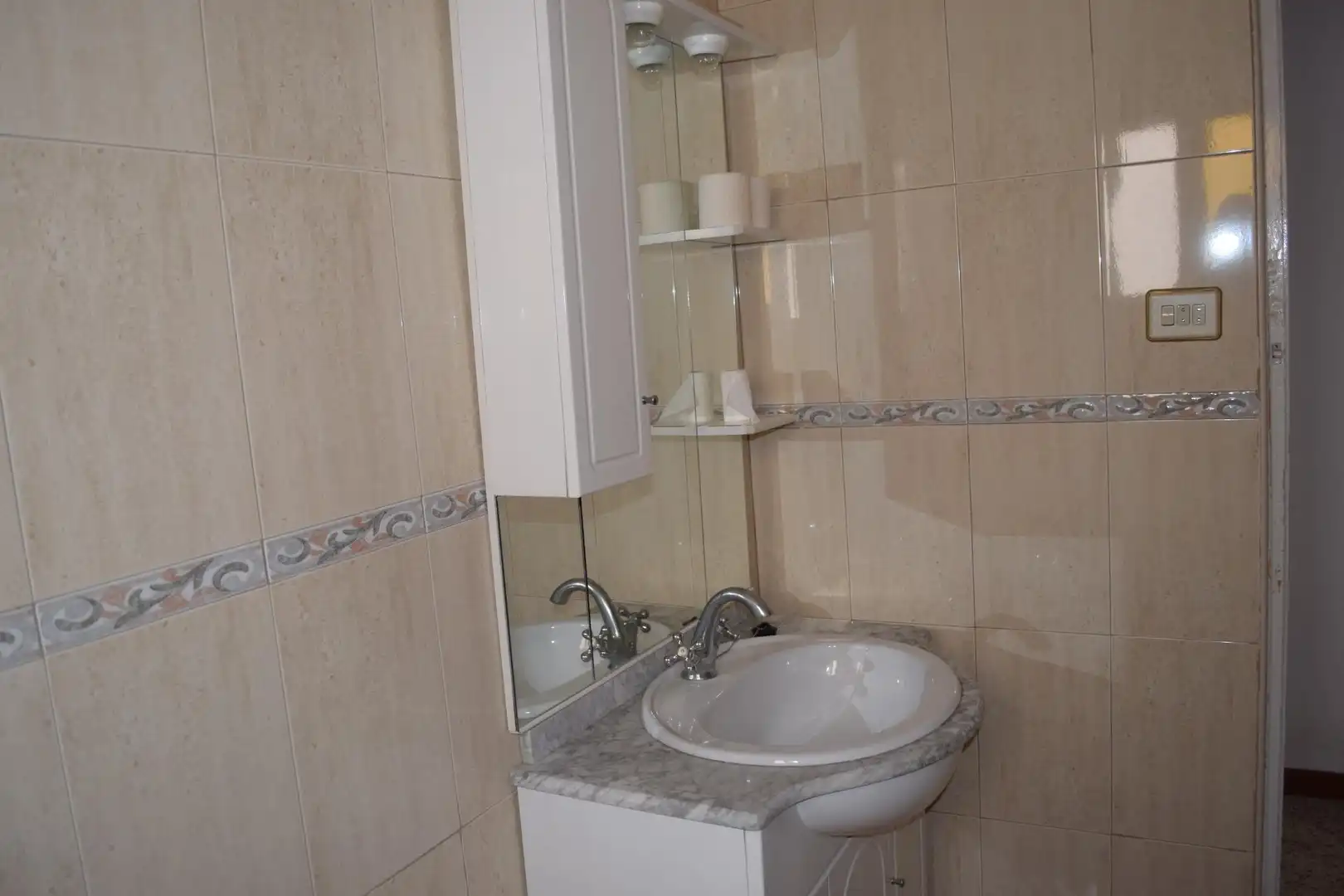 Baño de Piso en venta en Alcantarilla con Calefacción y Terraza