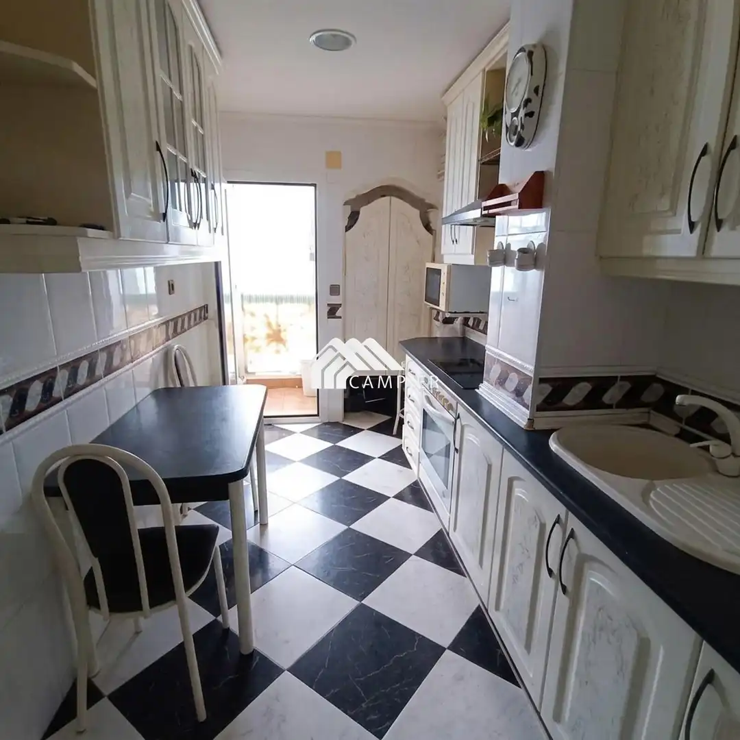 Appartamento con terrazza in vendita a Calle Miguel López de Legazpi, imagen 4